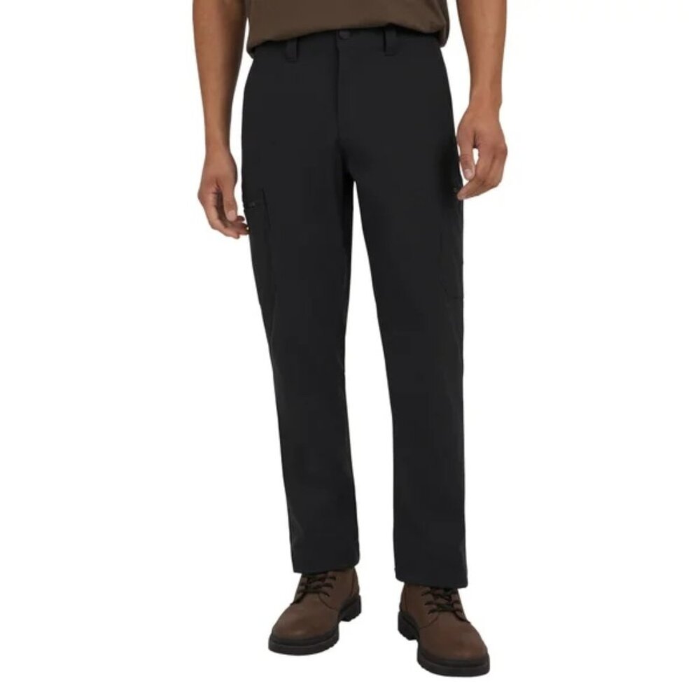 Wrangler Men's Tech Pant Regular Fit Flex Waistband